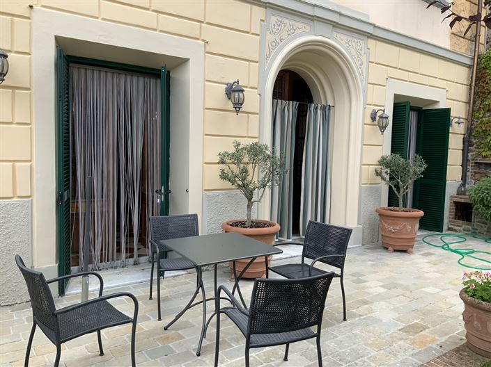 Image No.6-3 Bed Property for sale