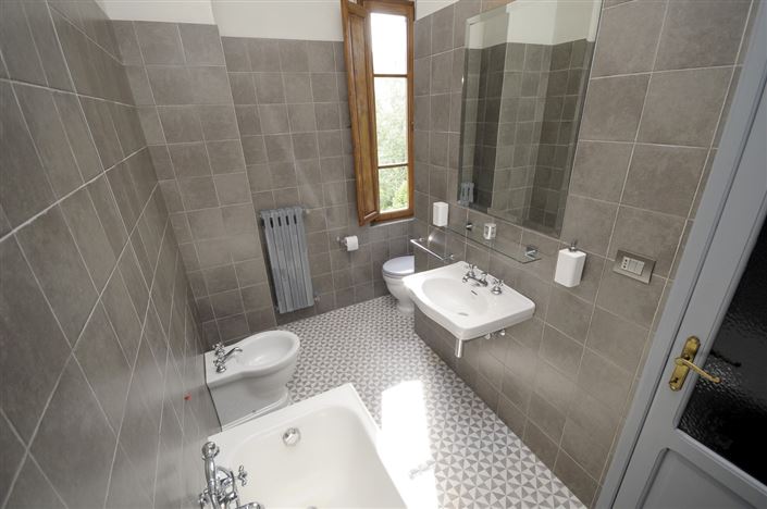 Image No.21-Villa de 6 chambres à vendre à Barga