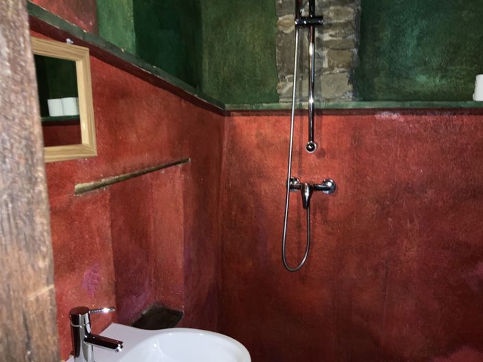 Image No.19-5 Bed Property for sale