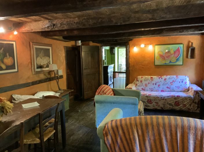 Image No.25-5 Bed Property for sale