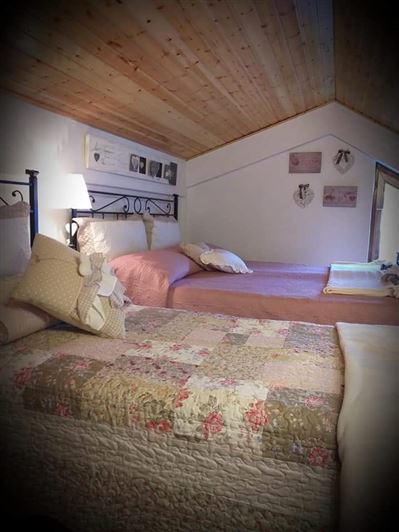 Image No.24-3 Bed Property for sale