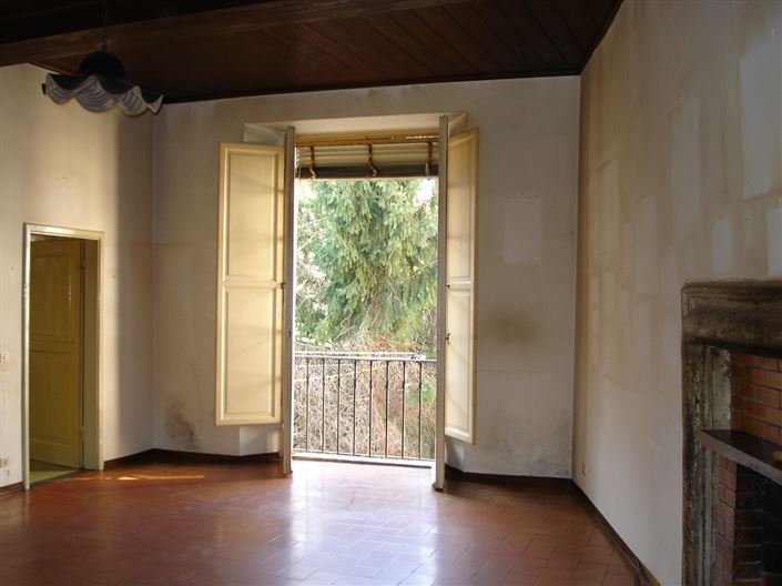 Image No.1-Propriété de 4 chambres à vendre à Barga
