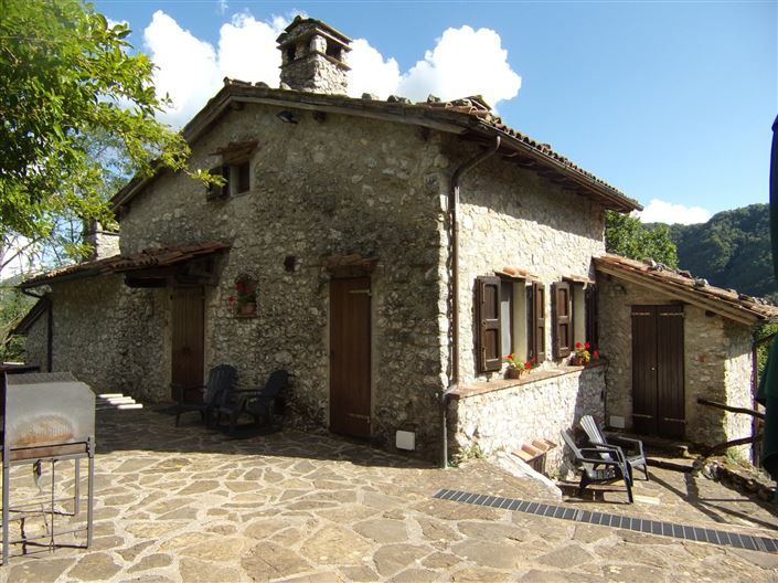 Image No.5-Propriété de 6 chambres à vendre à Gallicano