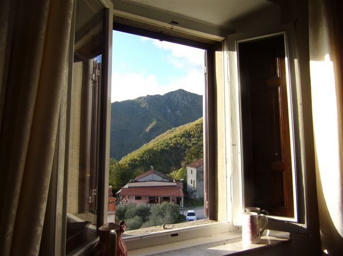 Image No.2-Propriété de 5 chambres à vendre à Bagni di Lucca