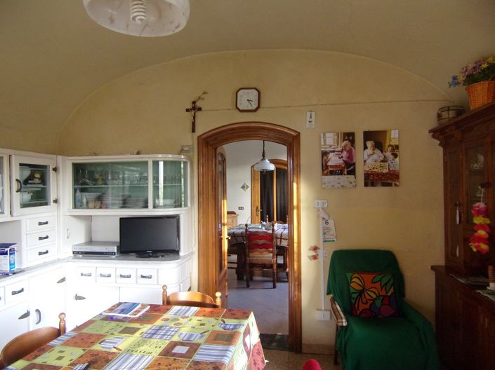 Image No.4-8 Bed Villa for sale