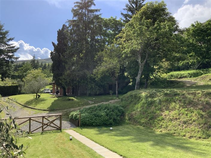 Image No.13-4 Bed Property for sale