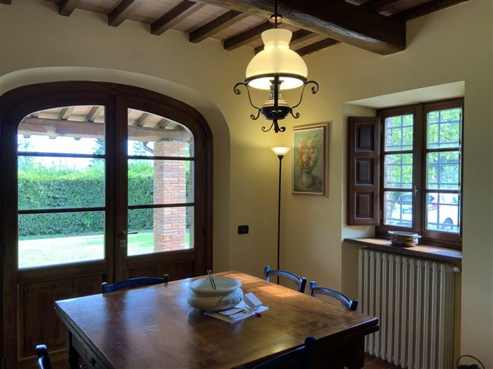 Image No.18-4 Bed Property for sale