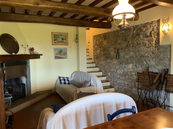 Image No.10-4 Bed Property for sale