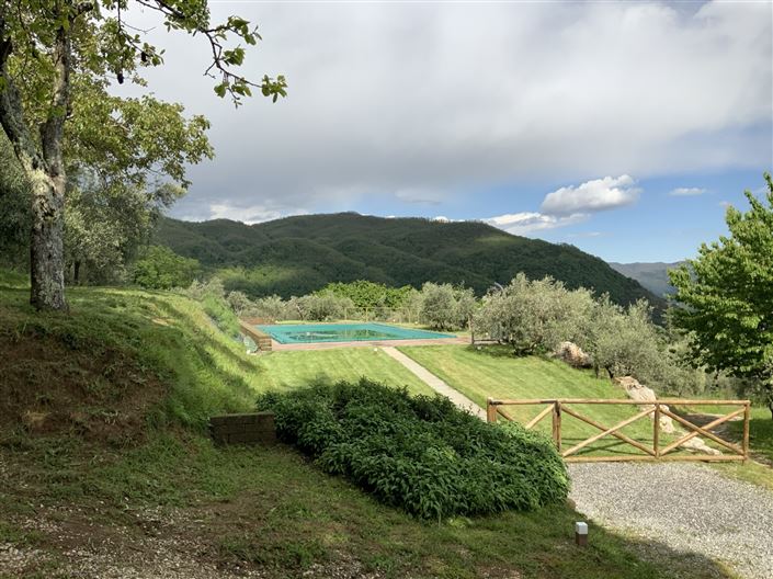 Image No.4-4 Bed Property for sale