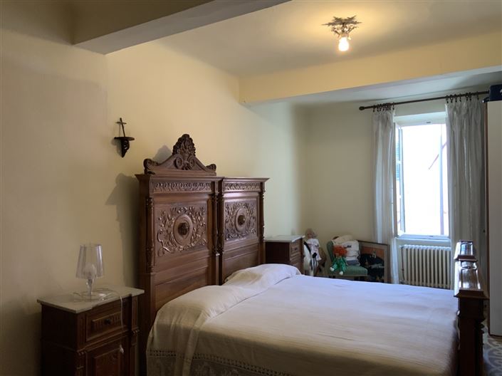 Image No.14-5 Bed Property for sale