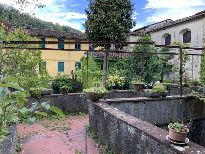 Image No.24-3 Bed Property for sale