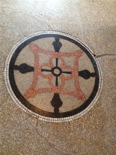 Image No.12-2 Bed Property for sale