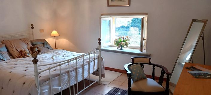 Image No.19-5 Bed Property for sale