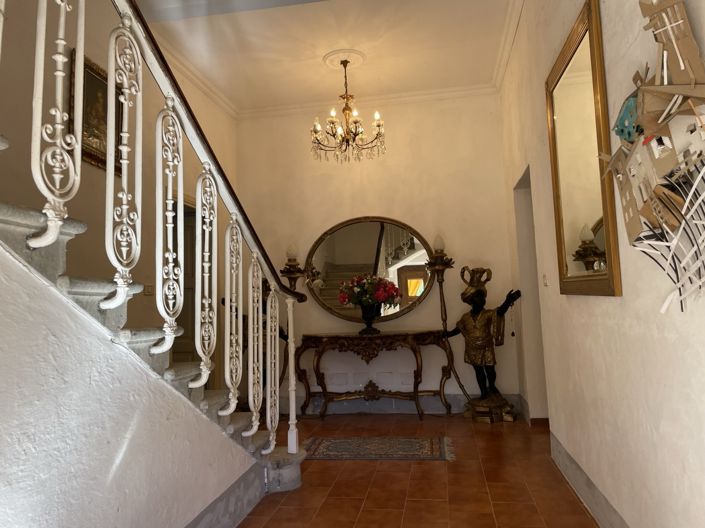 Image No.4-5 Bed Property for sale