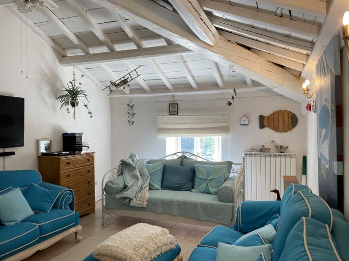 Image No.5-5 Bed Property for sale
