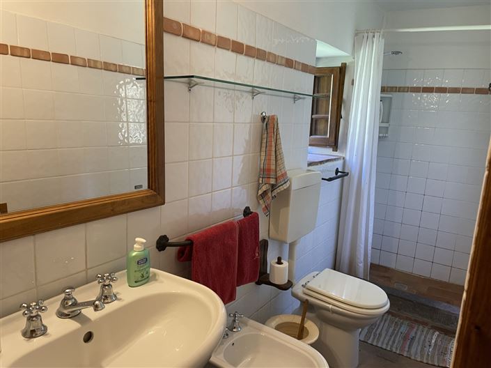 Image No.20-2 Bed Property for sale