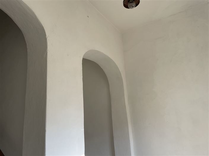 Image No.18-5 Bed Property for sale