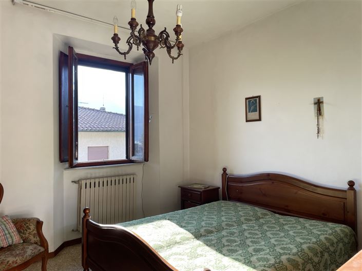 Image No.25-5 Bed Property for sale