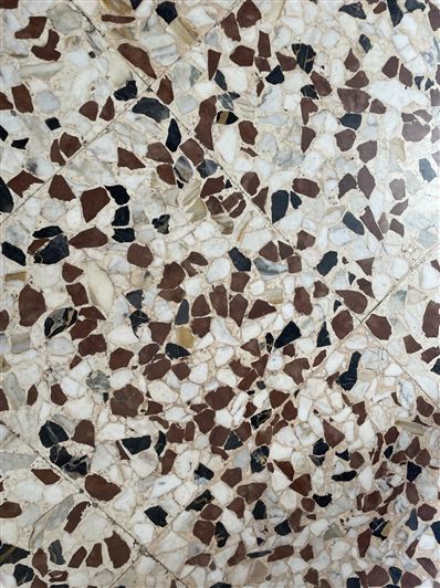 Image No.27-5 Bed Property for sale