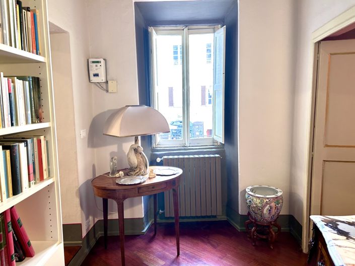 Image No.23-2 Bed Property for sale