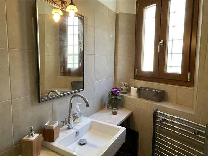 Image No.21-2 Bed House for sale