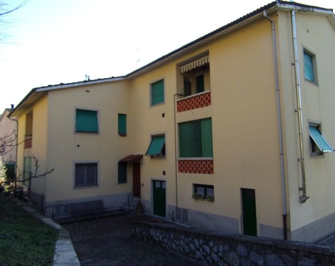 Image No.5-3 Bed Property for sale