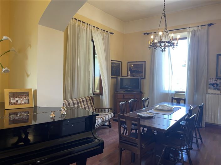 Image No.21-6 Bed Villa for sale