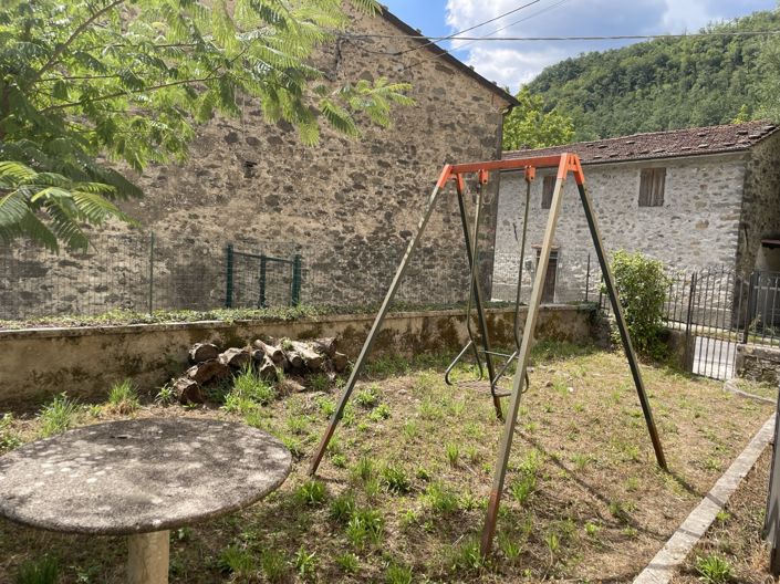 Image No.23-Propriété de 4 chambres à vendre