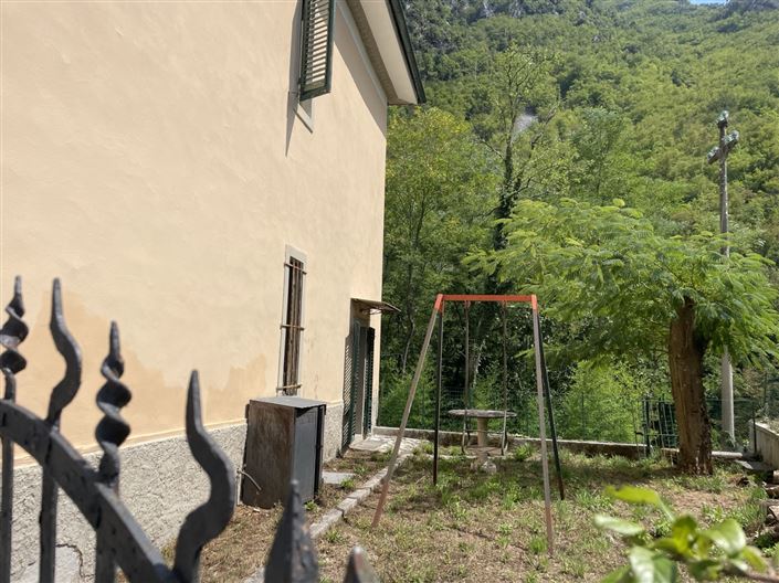 Image No.7-Propriété de 4 chambres à vendre à Bagni di Lucca