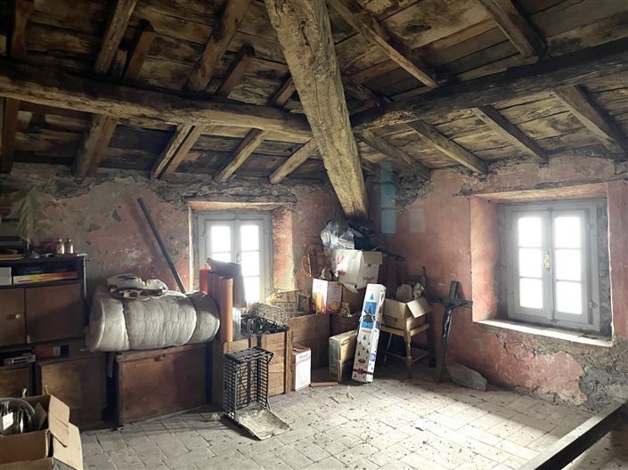 Image No.16-3 Bed Property for sale