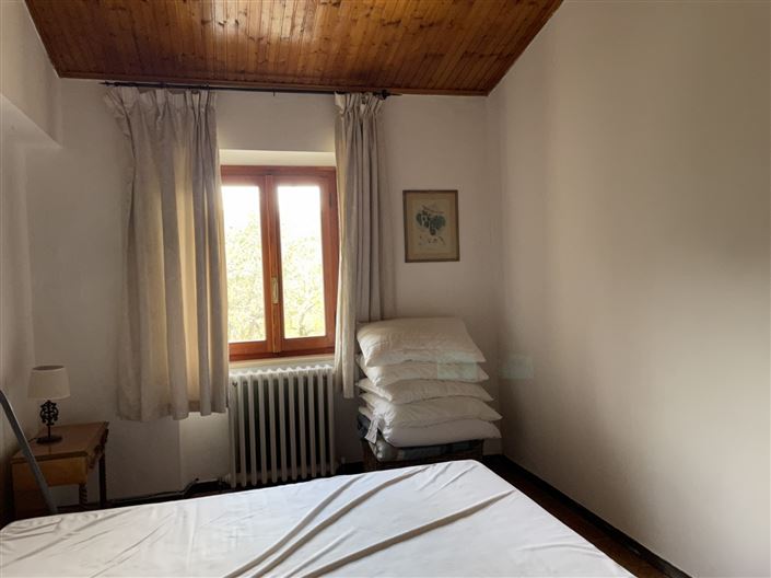 Image No.14-4 Bed Property for sale