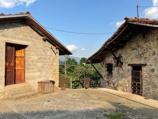 Image No.20-4 Bed Property for sale