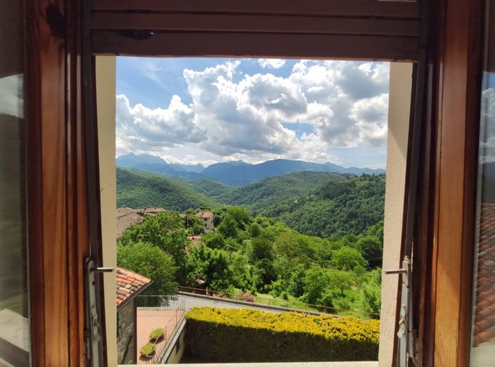 Image No.7-2 Bed Property for sale