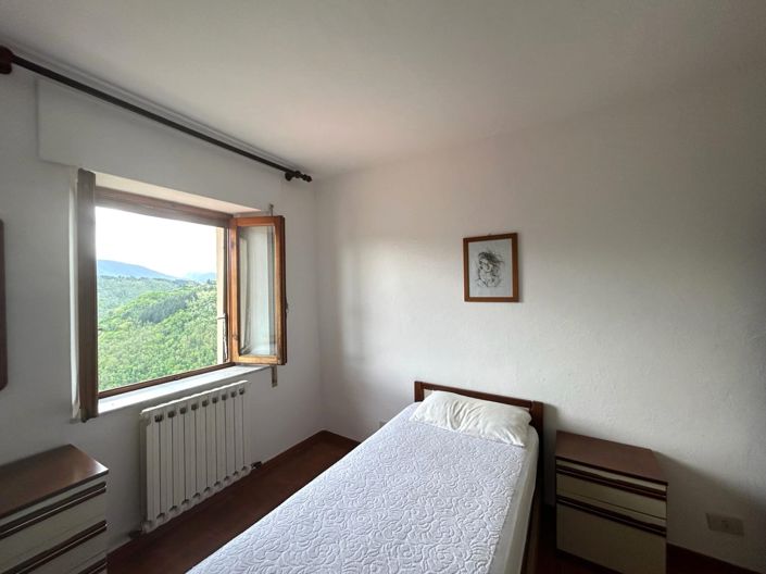 Image No.9-2 Bed Property for sale