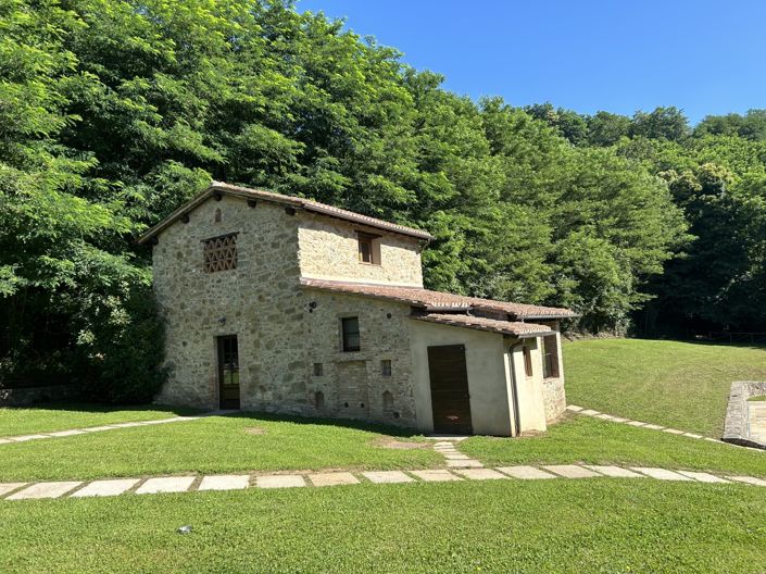 Image No.11-4 Bed Property for sale