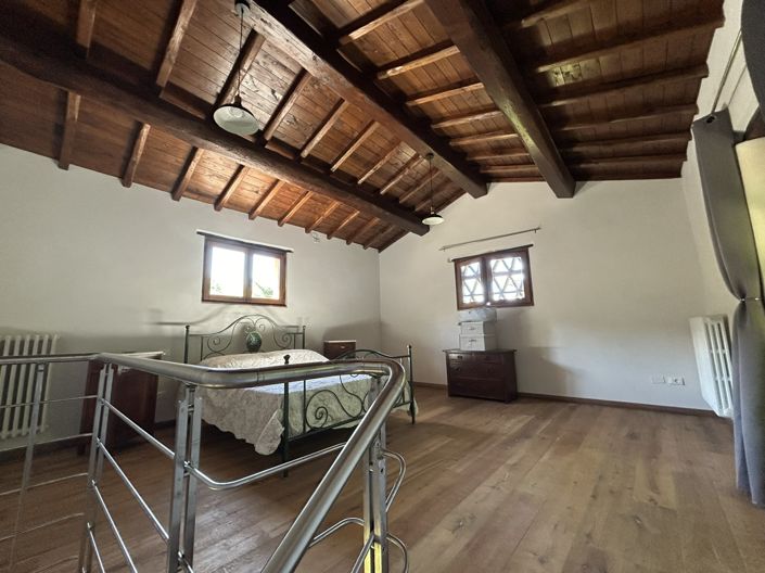 Image No.27-4 Bed Property for sale