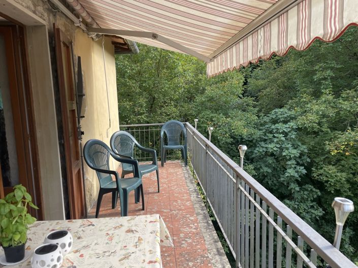 Image No.2-2 Bed Property for sale