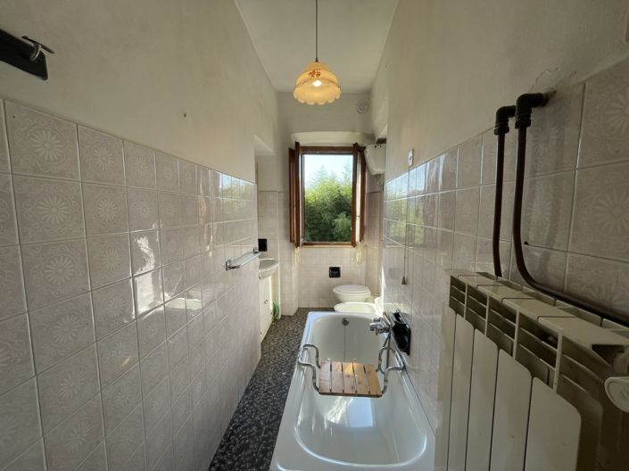 Image No.10-Propriété de 3 chambres à vendre à Barga