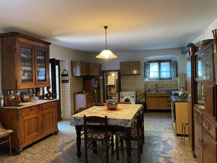 Image No.5-Propriété de 3 chambres à vendre à Barga