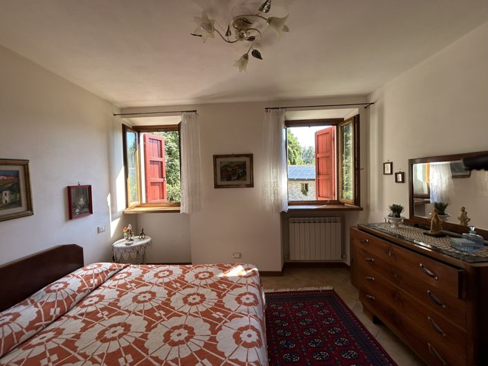 Image No.13-2 Bed Property for sale