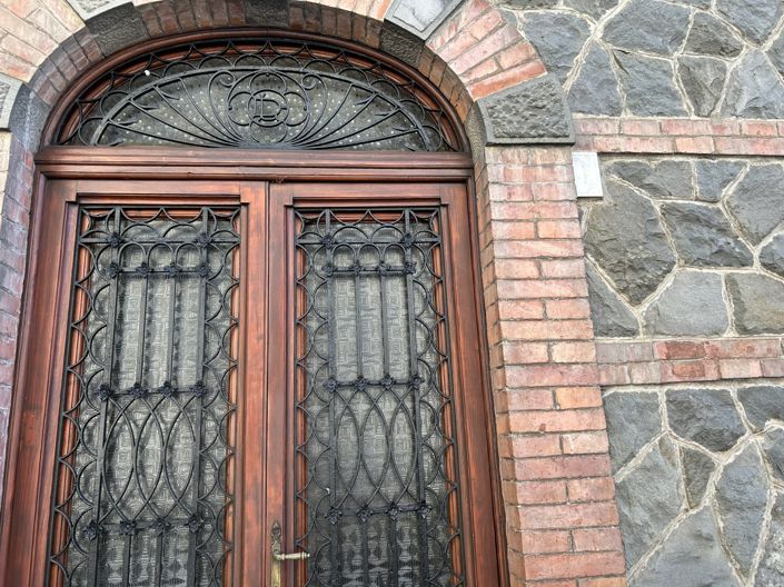 Image No.3-3 Bed Property for sale