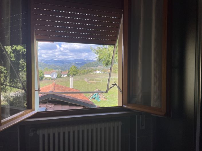 Image No.8-3 Bed House for sale