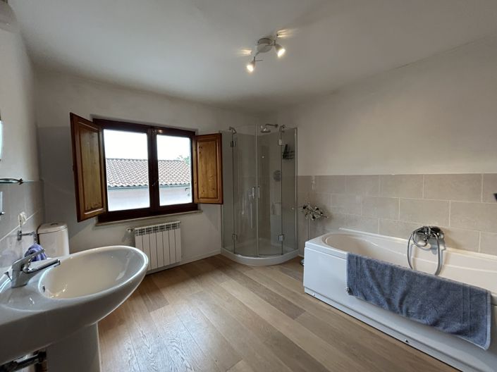 Image No.17-Propriété de 4 chambres à vendre à Coreglia Antelminelli