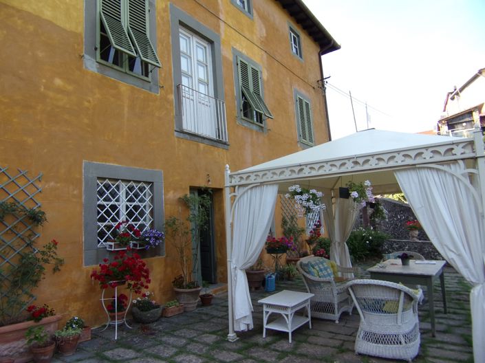 Image No.3-6 Bed Villa for sale