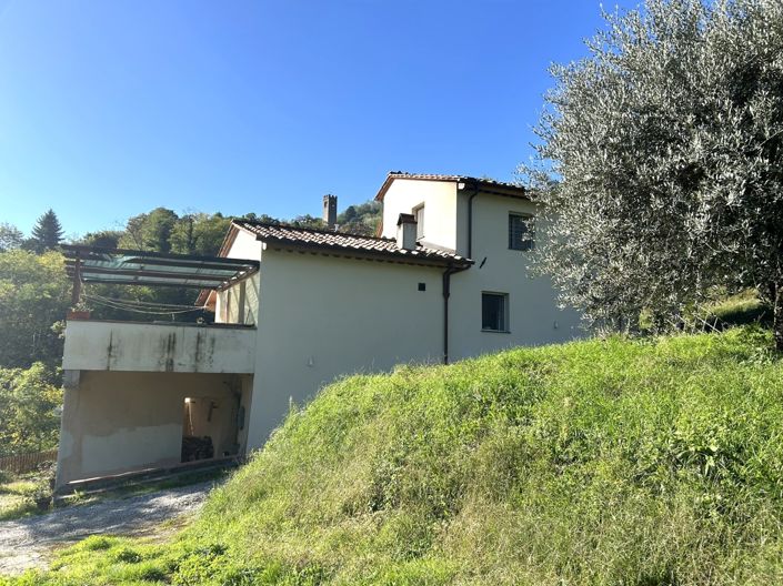 Image No.16-3 Bed Property for sale