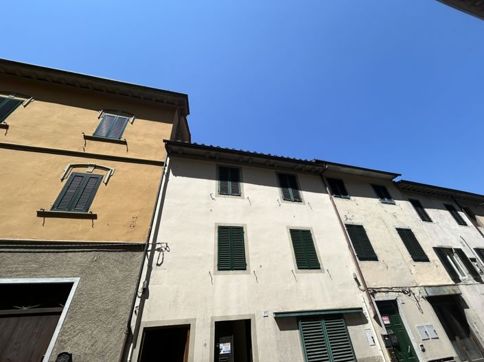 Image No.2-Propriété de 2 chambres à vendre à Bagni di Lucca