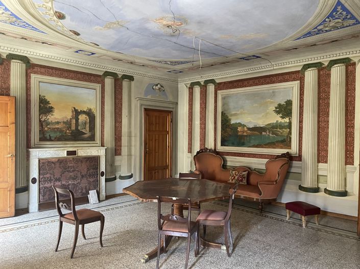 Image No.5-4 Bed Property for sale