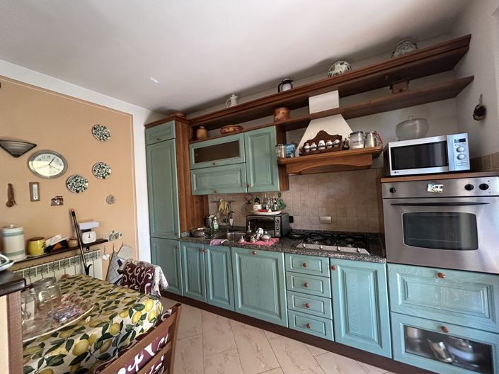 Image No.6-3 Bed Property for sale