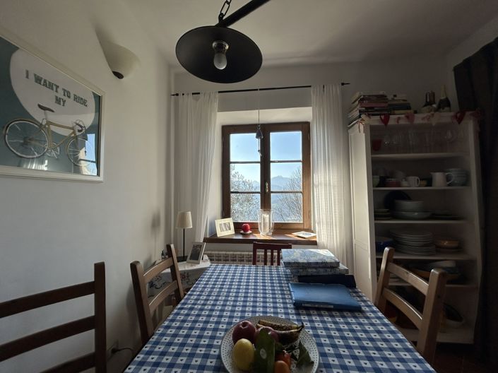 Image No.8-2 Bed Property for sale