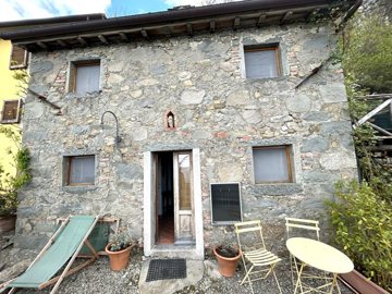 Houses in Tuscany most sold property